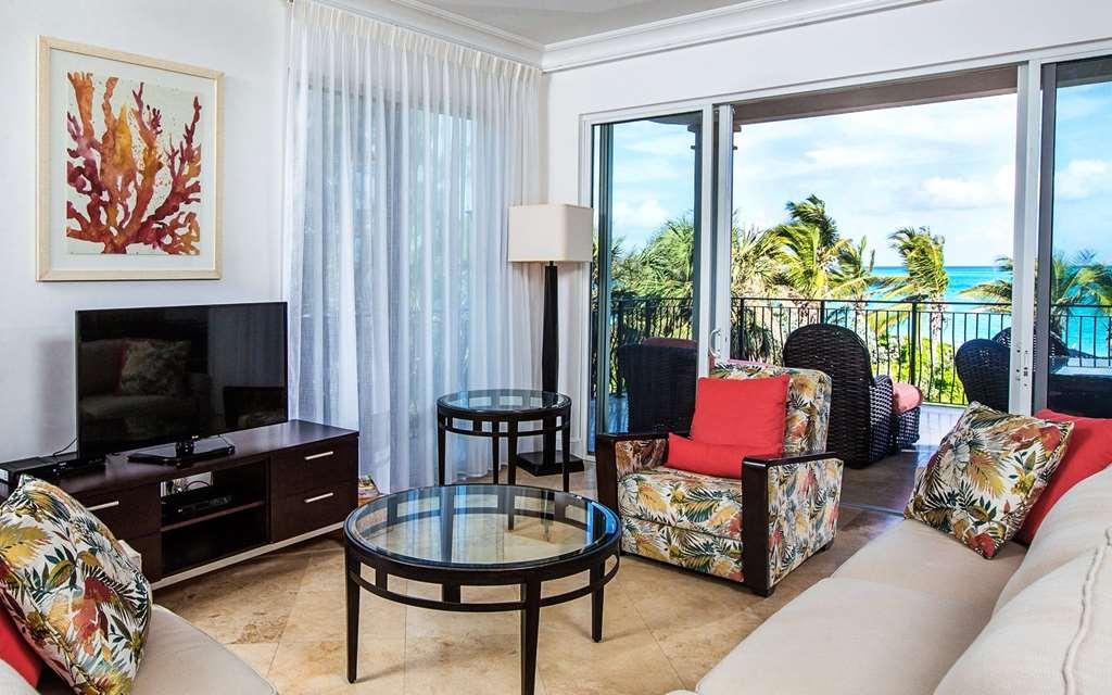 Hotel The Regent Grand Grace Bay Esterno foto