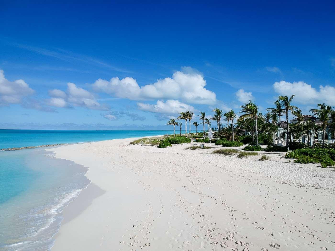 Hotel The Regent Grand Grace Bay Esterno foto