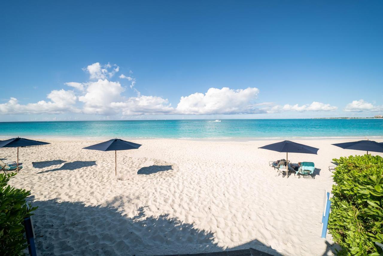 Hotel The Regent Grand Grace Bay Esterno foto